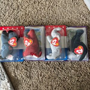 Ty Beanie Babies Dinosaur Collection - Blue, Red, Gray